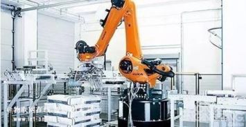 工业机器人制酒 传统工艺与现代数控技术的融合传承